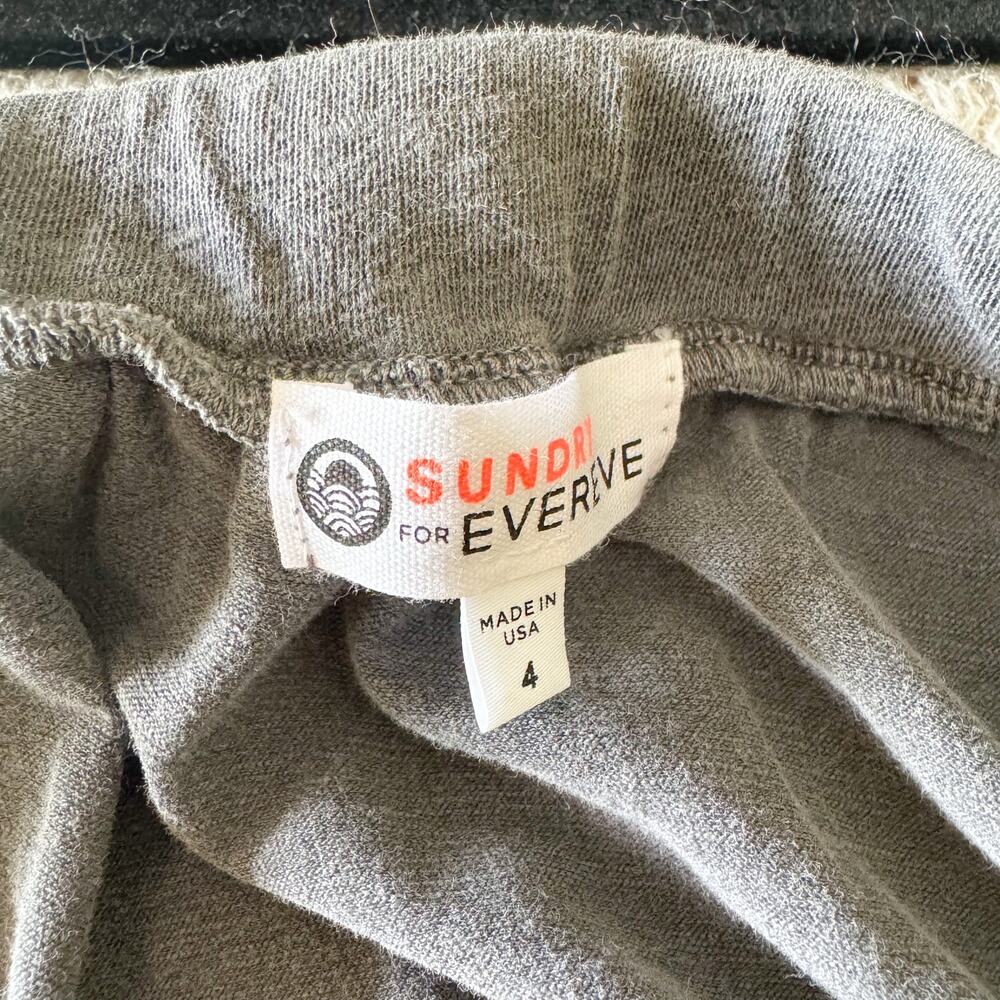 Sundry x Evereve Grey Tiered Side Slit Midi Skirt Size 4 or XL Boho Casual Norm - Picture 3 of 7